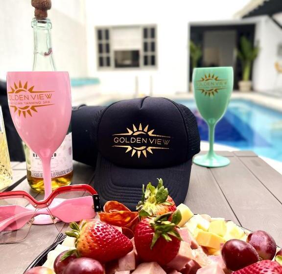 پانسیون The View Hostel & Lounge