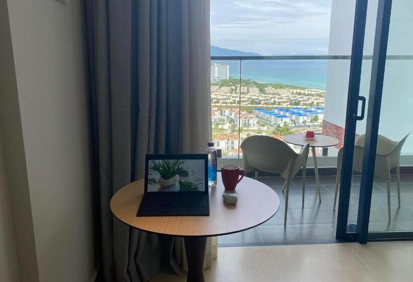 هتل Rosemary Premier Beachfront @ Bai Dai Beach, Cam Ranh