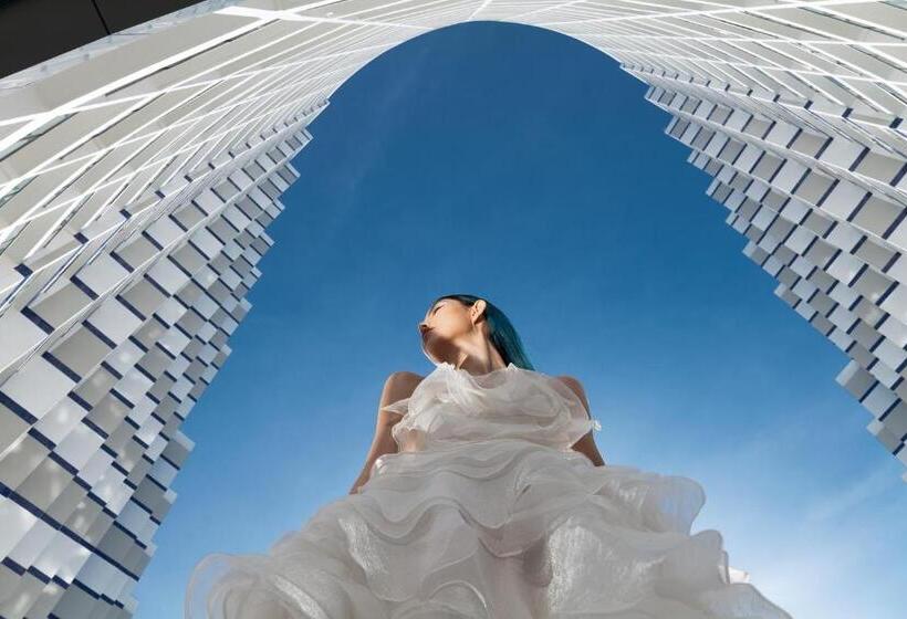 هتل Rosemary Premier Beachfront @ Bai Dai Beach, Cam Ranh