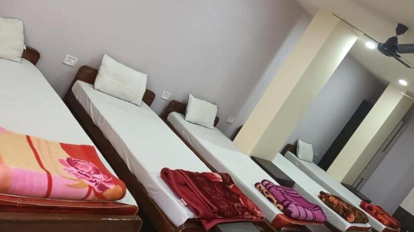 בית מלון כפרי Sanjiban