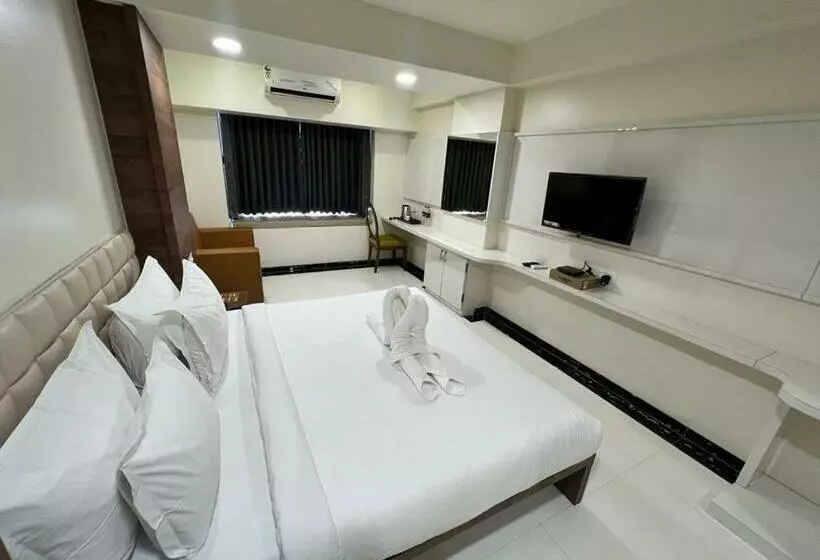 Fabhotel The Nashik Inn   Nr Vijay Mamta Theatre, Nashik Road