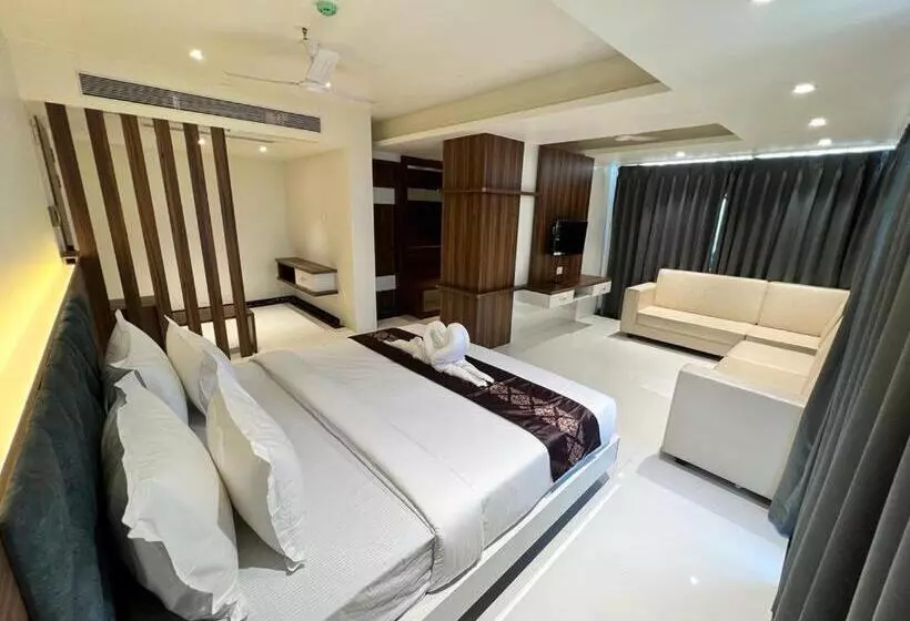 Fabhotel The Nashik Inn   Nr Vijay Mamta Theatre, Nashik Road