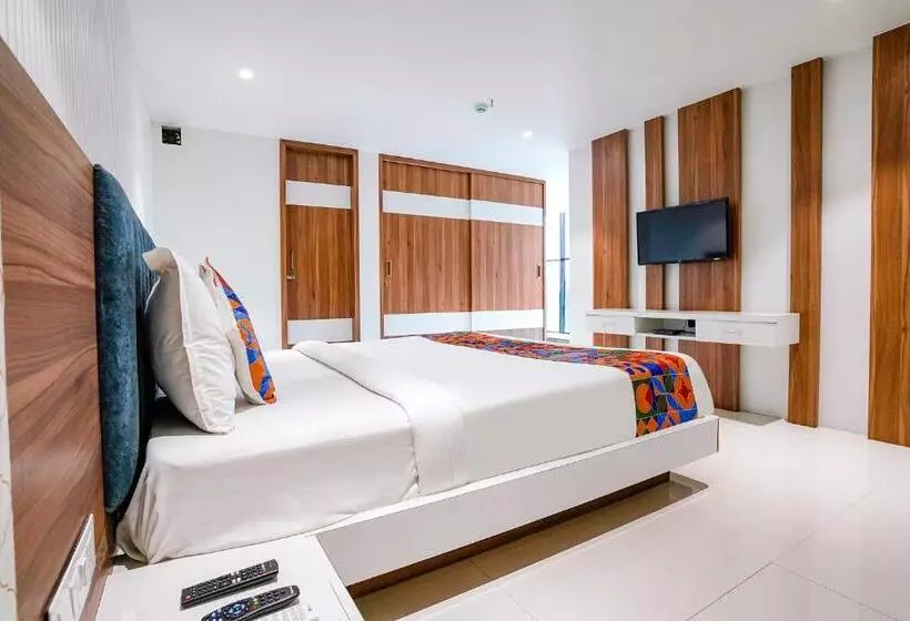 Fabhotel The Nashik Inn   Nr Vijay Mamta Theatre, Nashik Road