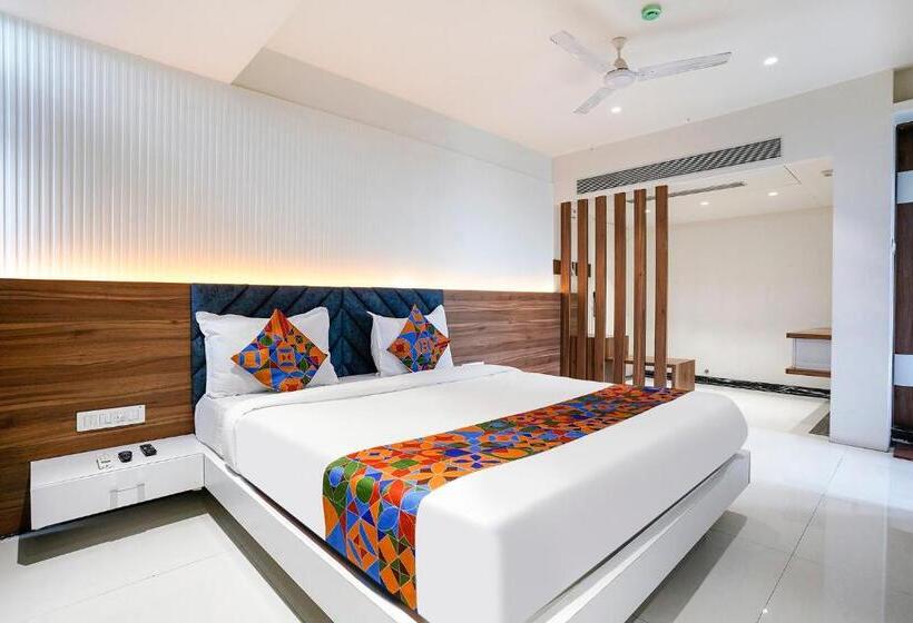 Fabhotel The Nashik Inn Nr Vijay Mamta Theatre, Nashik Road