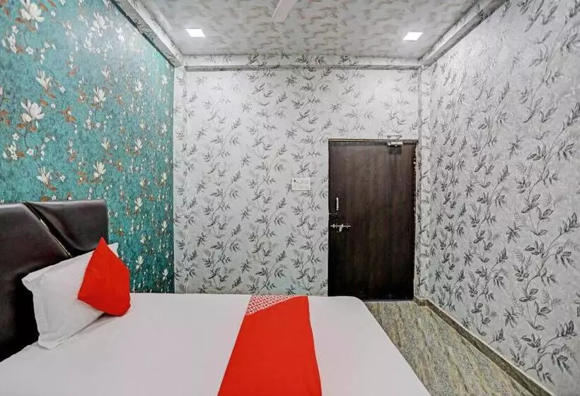 Oyo Flagship Hotel New Jagrani Palace