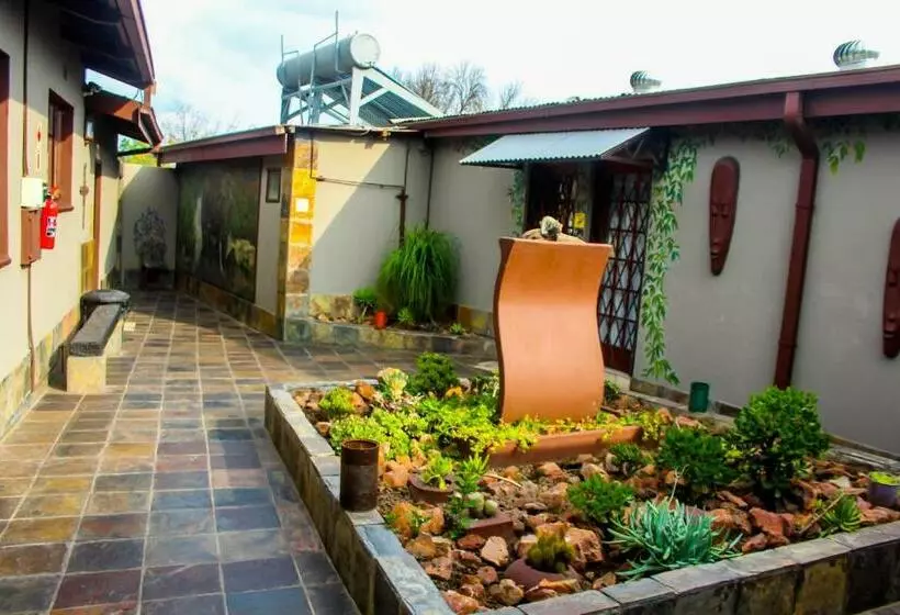ペンション Philile Guest House