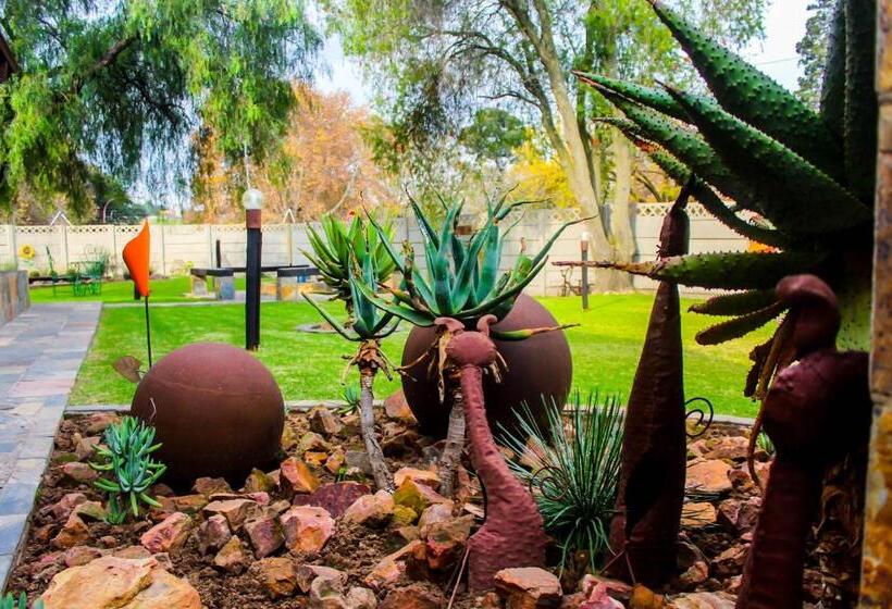 膳宿费 Philile Guest House