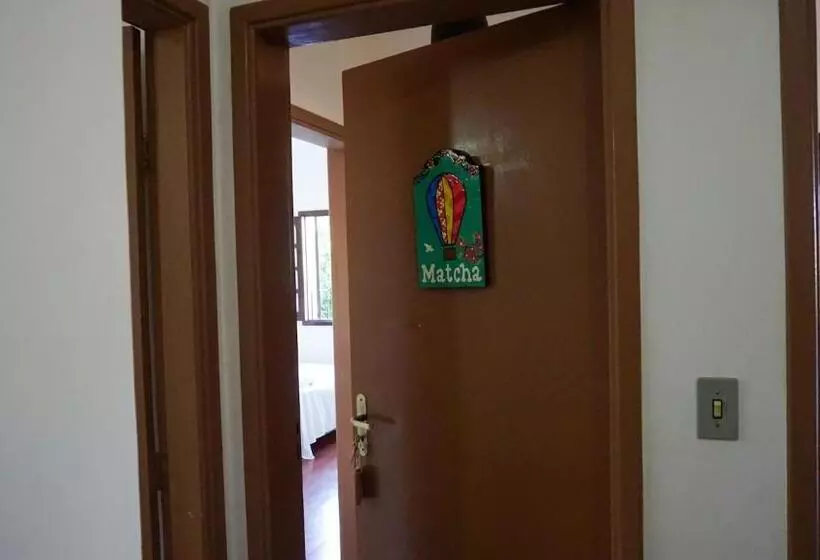 Retkeilymaja Pousada Dos Ventos São Lourenço