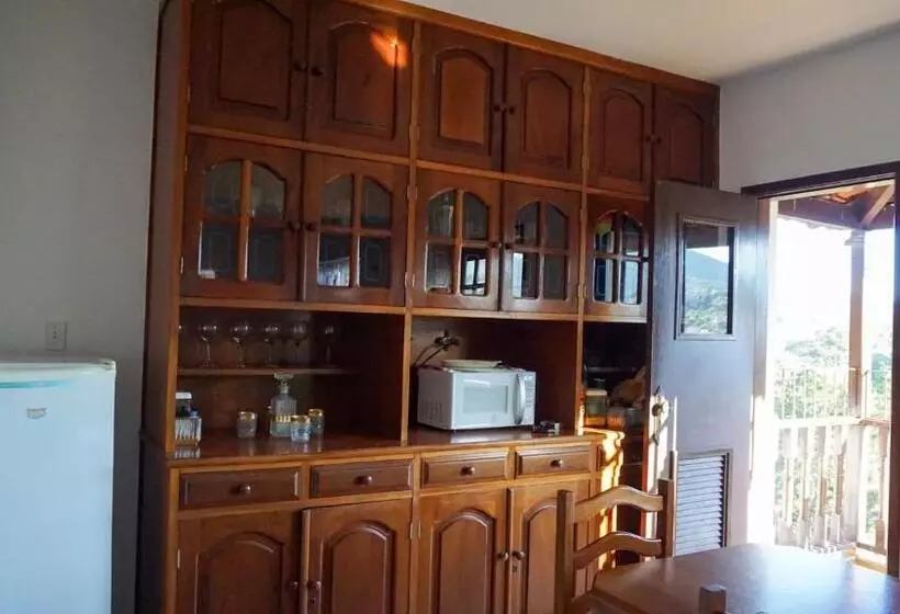 Retkeilymaja Pousada Dos Ventos São Lourenço