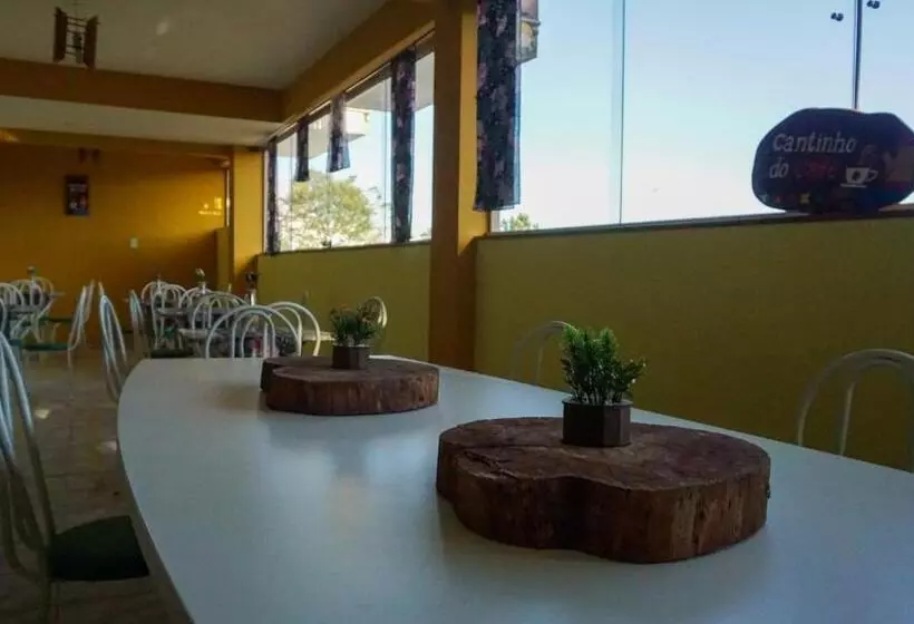 Retkeilymaja Pousada Dos Ventos São Lourenço