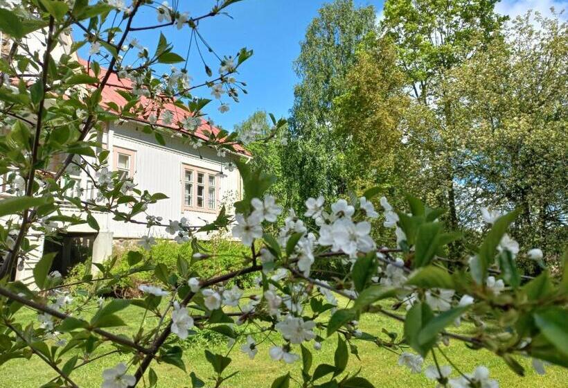 צימר Punaisen Pihatorpan Kammarit