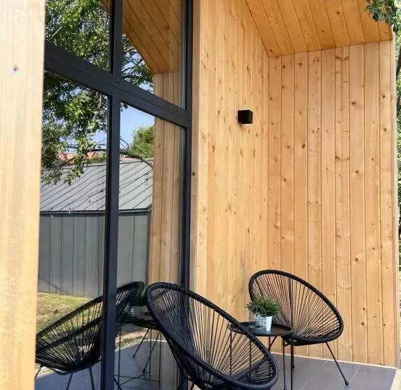 Hotelli Tinutul Luanei Village