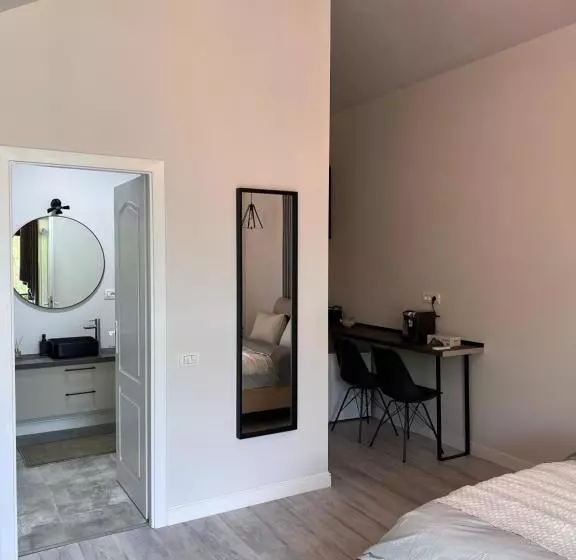 Hotelli Tinutul Luanei Village