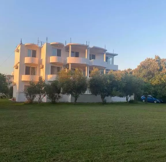 پانسیون Casa Gazi