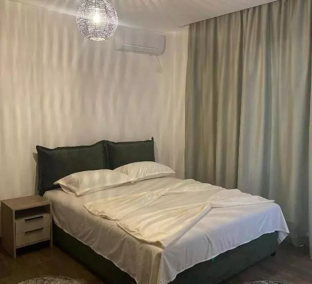 پانسیون Casa Gazi