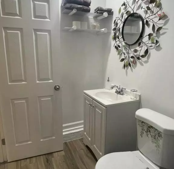 ペンション White Rock Studio