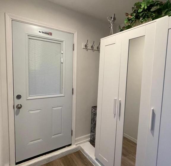 بنسيون White Rock Studio