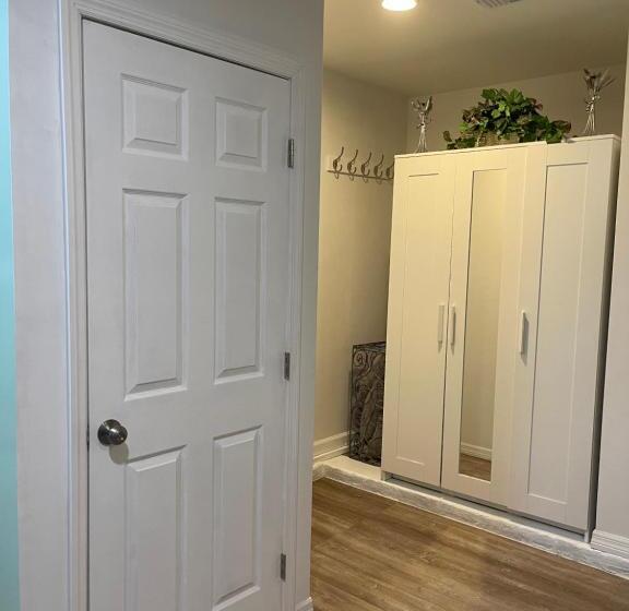 بنسيون White Rock Studio