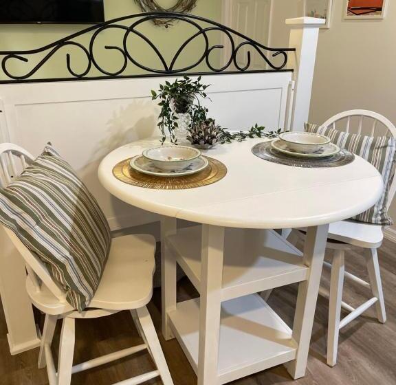 بنسيون White Rock Studio