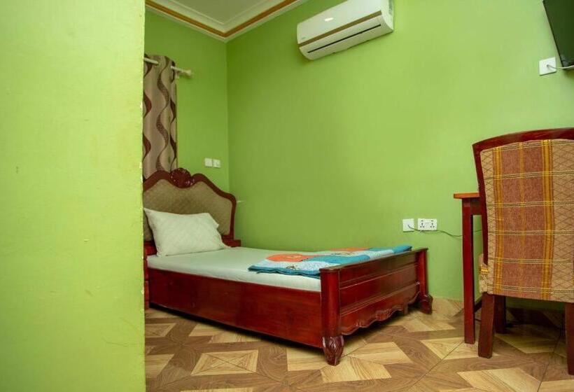 ホテル Glory Hills