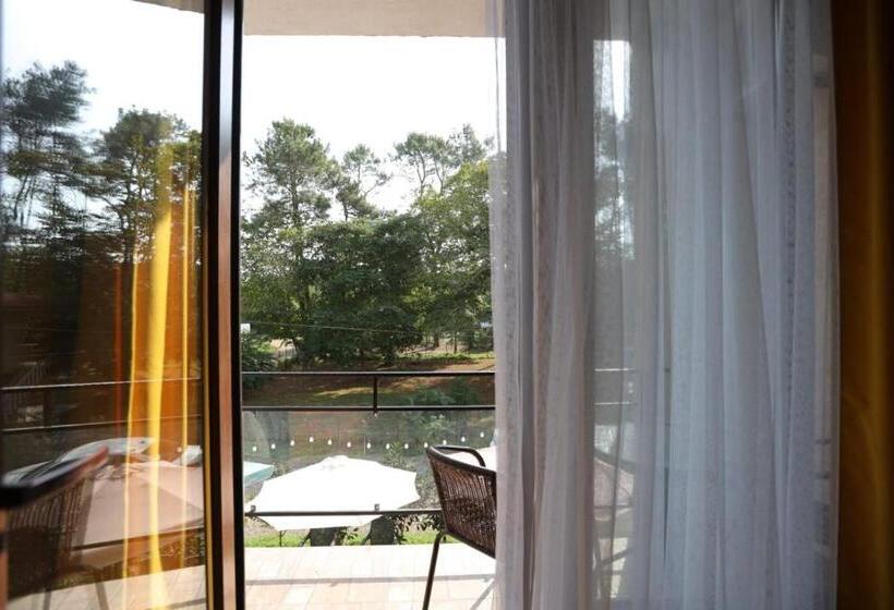 پانسیون Leoni