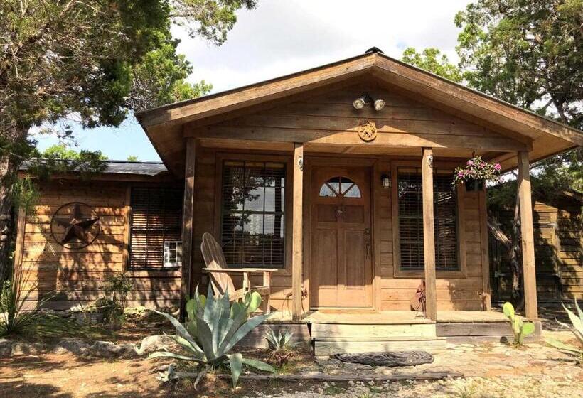 펜션 Rockin B Ranch Love Shack