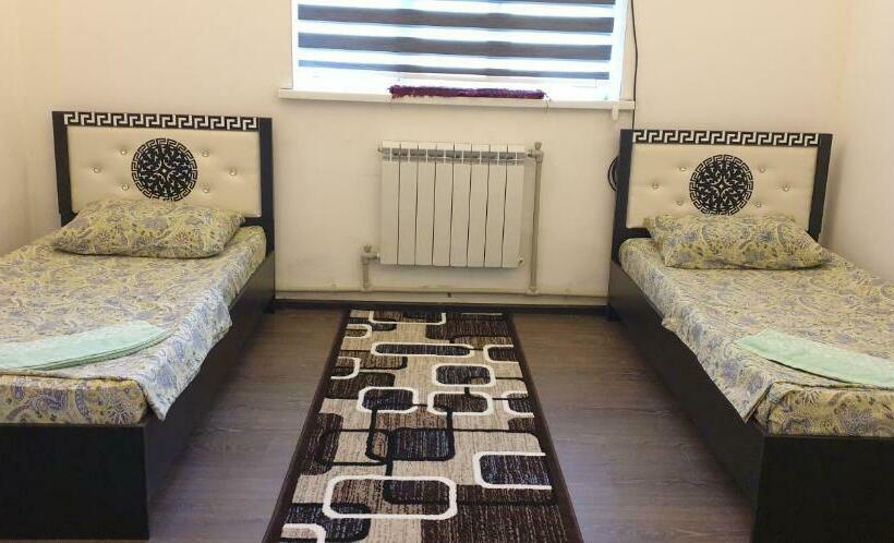 호스텔 Sulton Bogh Guesthouse