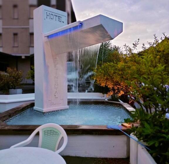 فندق Continental