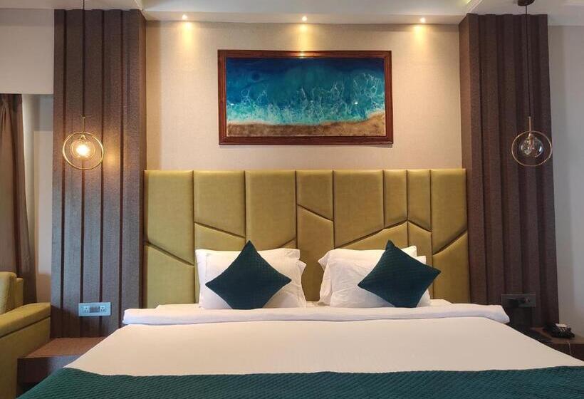 בית מלון כפרי The Dibrugarh Resort