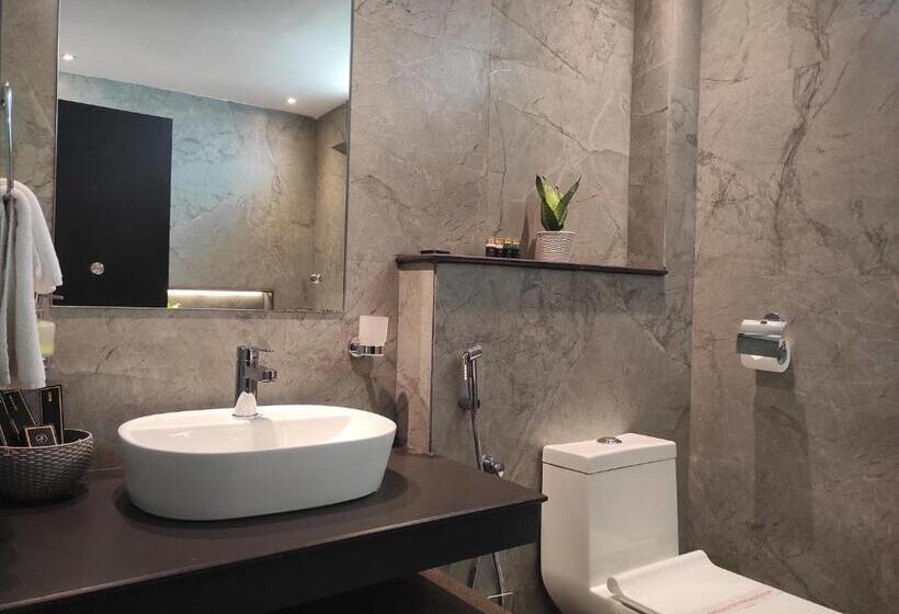 בית מלון כפרי The Dibrugarh Resort