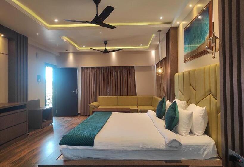 בית מלון כפרי The Dibrugarh Resort