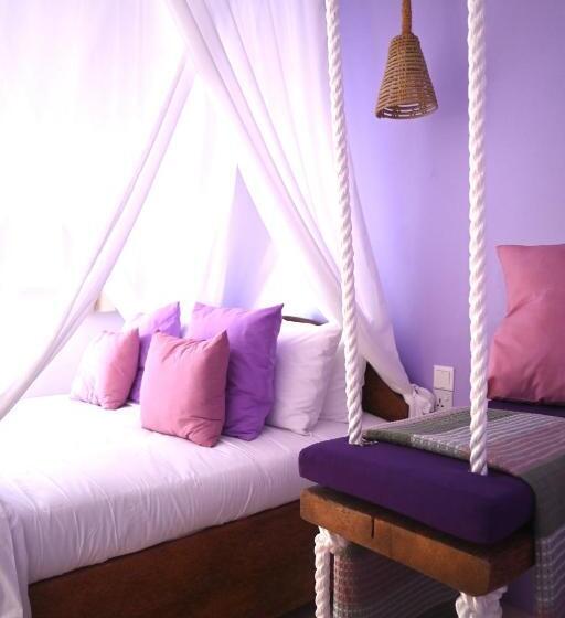 Отель Minted Boutique