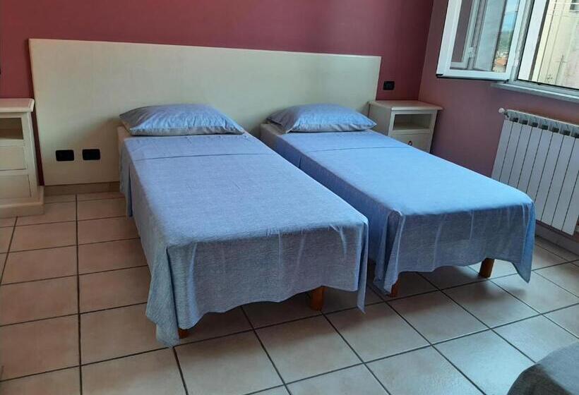 הוסטל San Quirico Locanda Ristorante Pizzeria