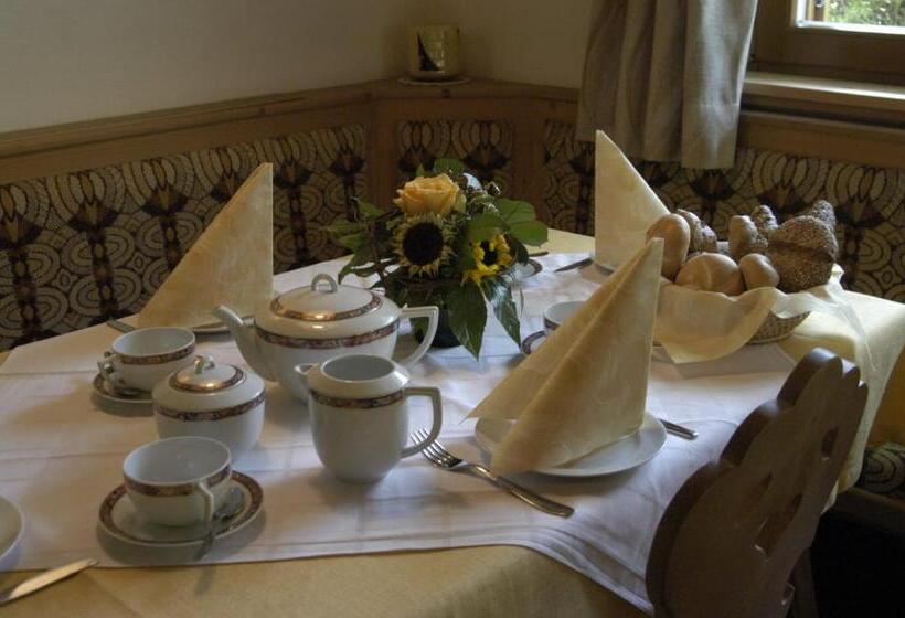 住宿加早餐 Haus Lampacher