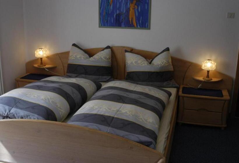 住宿加早餐 Haus Lampacher