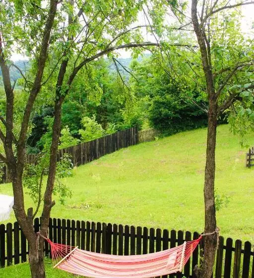 Aamiaismajoitus (B&B) Inside, The Village  Atelier