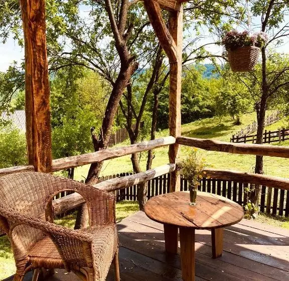 Aamiaismajoitus (B&B) Inside, The Village  Atelier