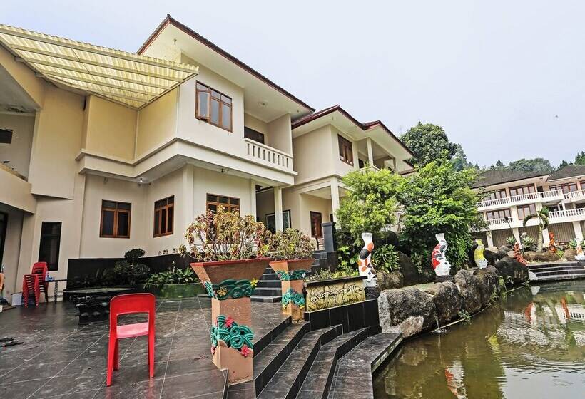 Hotel Oyo 92717 Tjokro 3