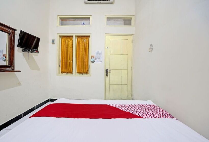 Hotel Oyo 92773 Griya Trubus Syariah