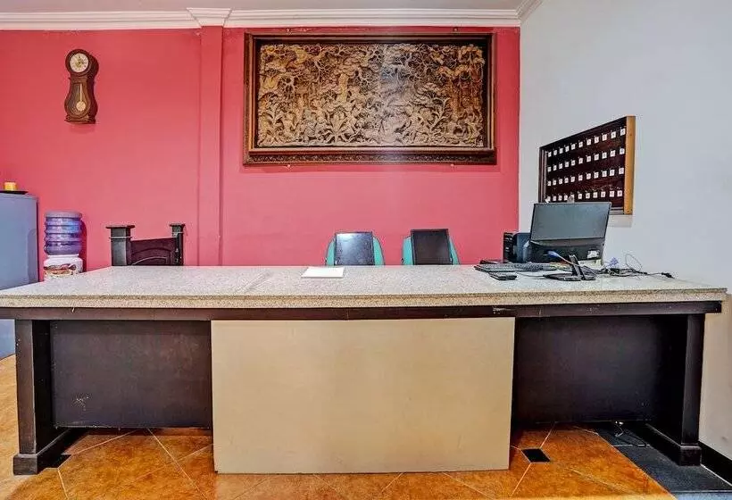 ホテル Oyo 92773 Griya Trubus Syariah