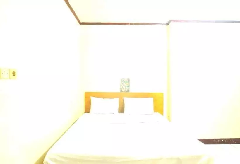 هتل O Rumah Massagena Syariah Near Gedung Olahraga Enrekang