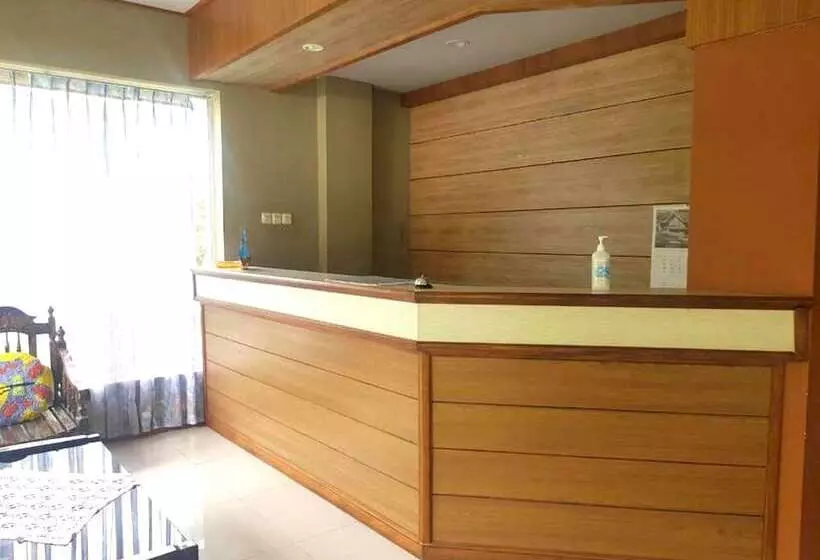 هتل O Rumah Massagena Syariah Near Gedung Olahraga Enrekang