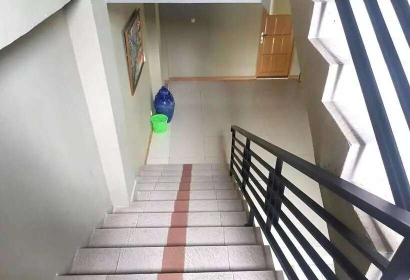 هتل O Rumah Massagena Syariah Near Gedung Olahraga Enrekang