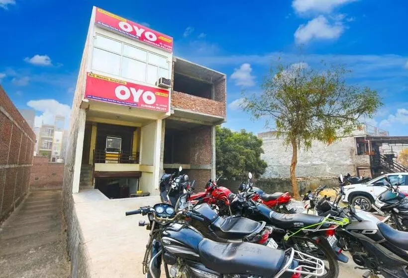 ホテル Oyo Flagship Kushwaha Palace