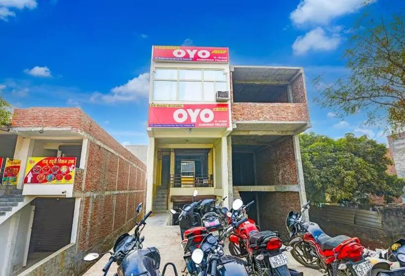 ホテル Oyo Flagship Kushwaha Palace