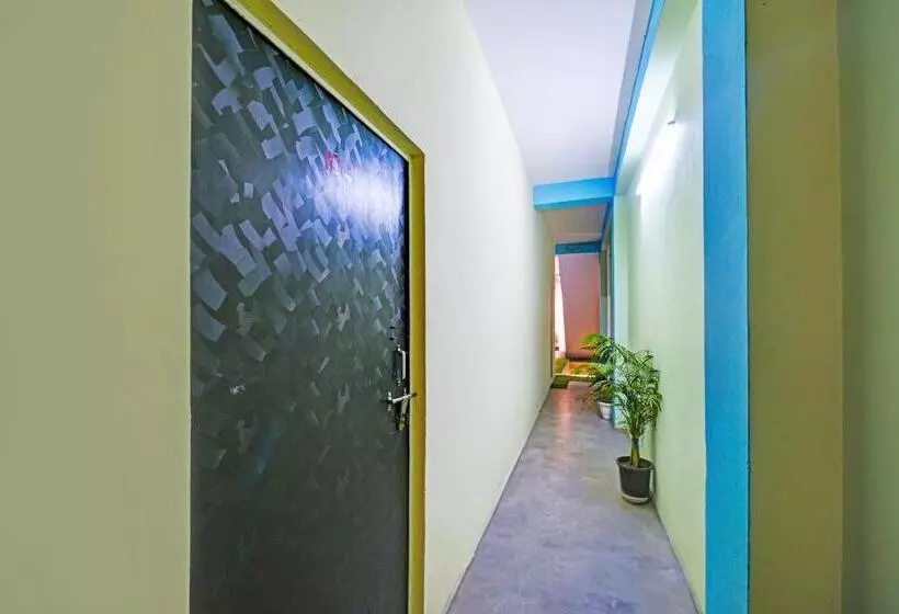 ホテル Oyo Flagship Kushwaha Palace