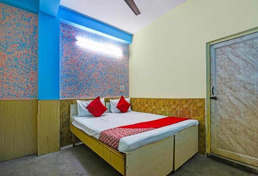 هتل Oyo Flagship Kushwaha Palace