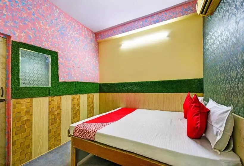 ホテル Oyo Flagship Kushwaha Palace