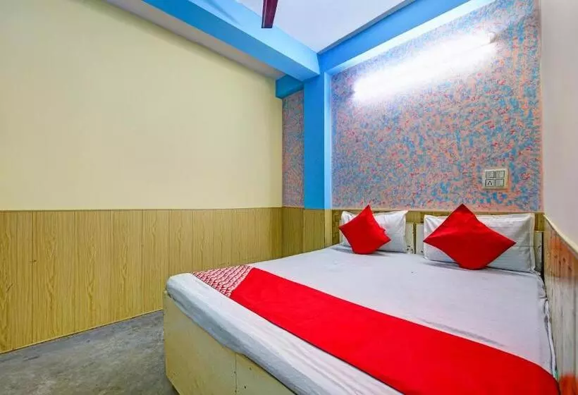 ホテル Oyo Flagship Kushwaha Palace