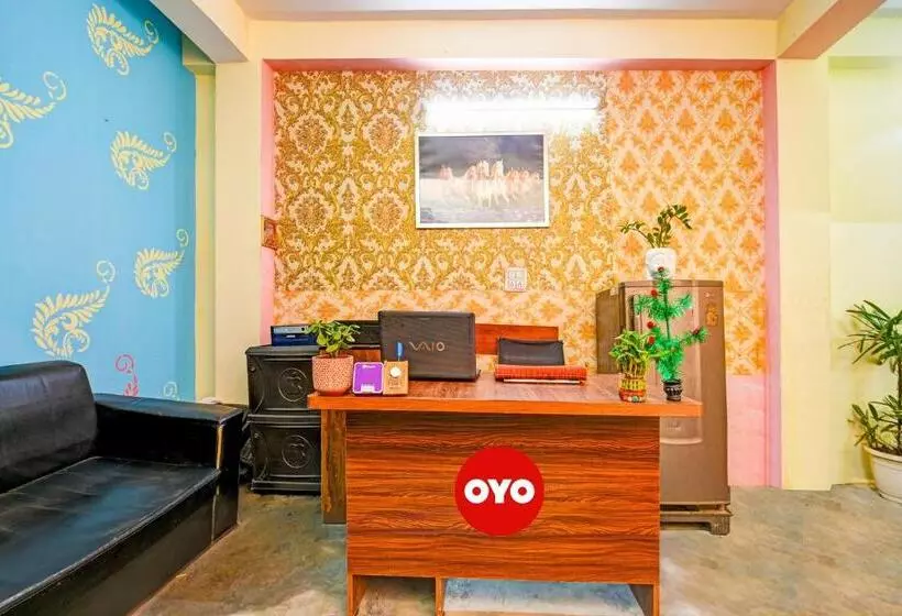 ホテル Oyo Flagship Kushwaha Palace